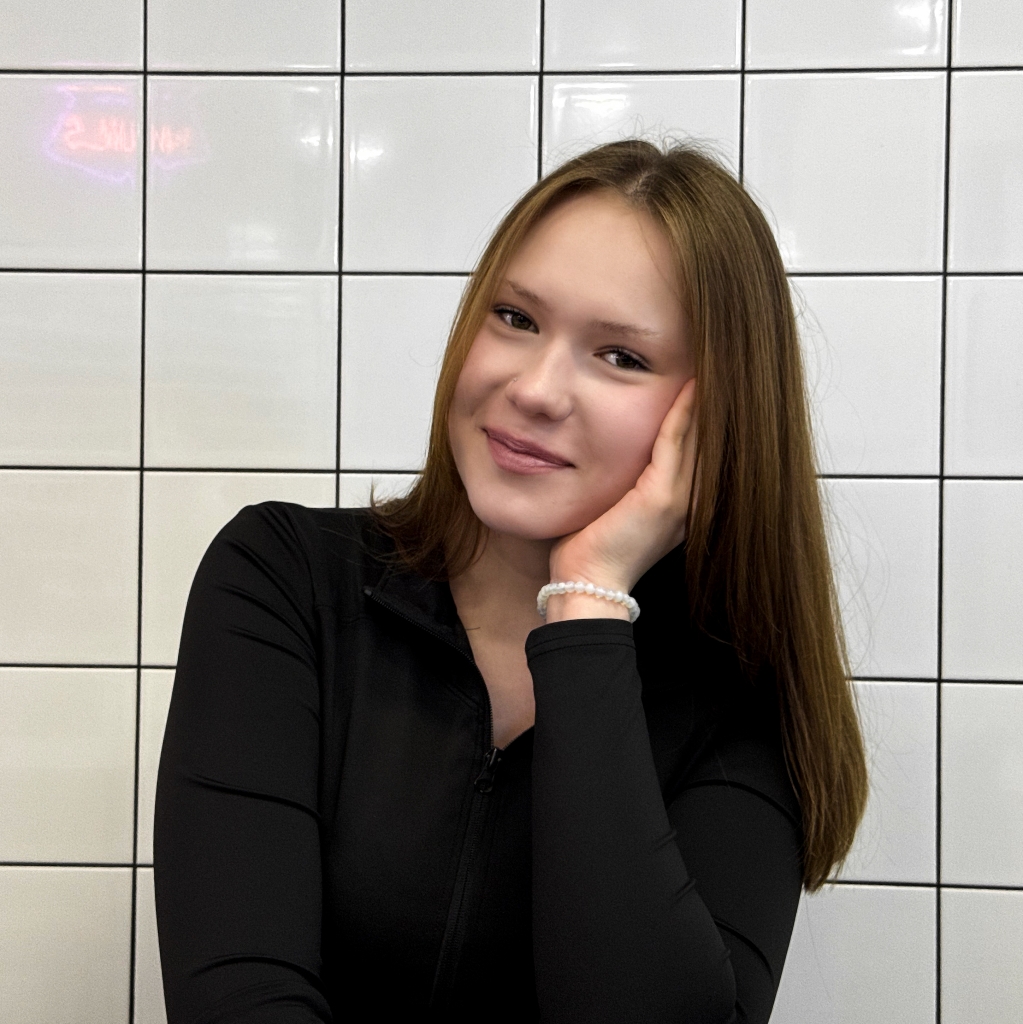 Мастер Настя Тихомирова