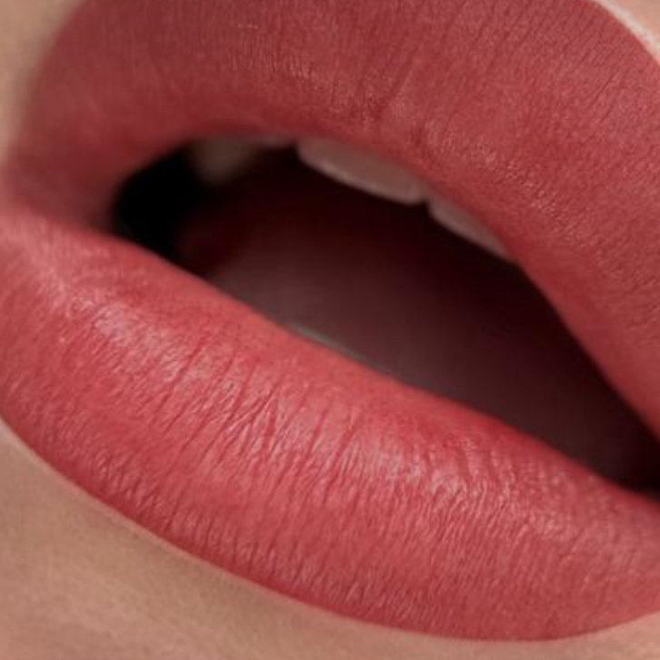 Перманент губ (первичная процедура + коррекция через месяц)