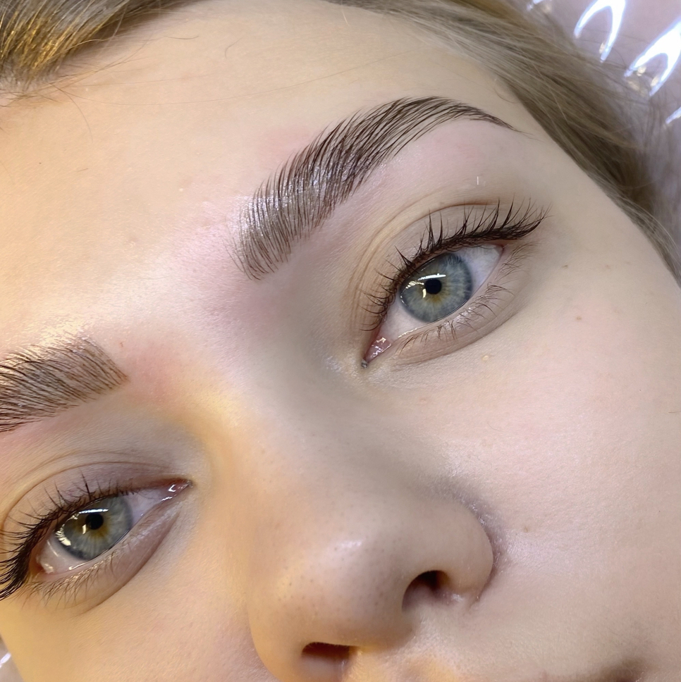 Ламинирование бровей