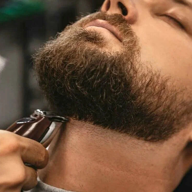 Оформление бороды и усов