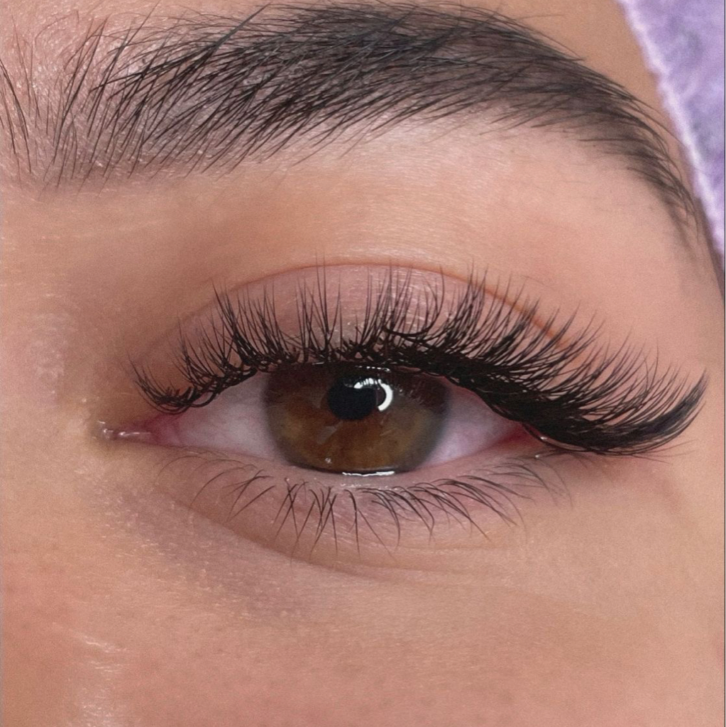 Наращивание ресниц «2D»