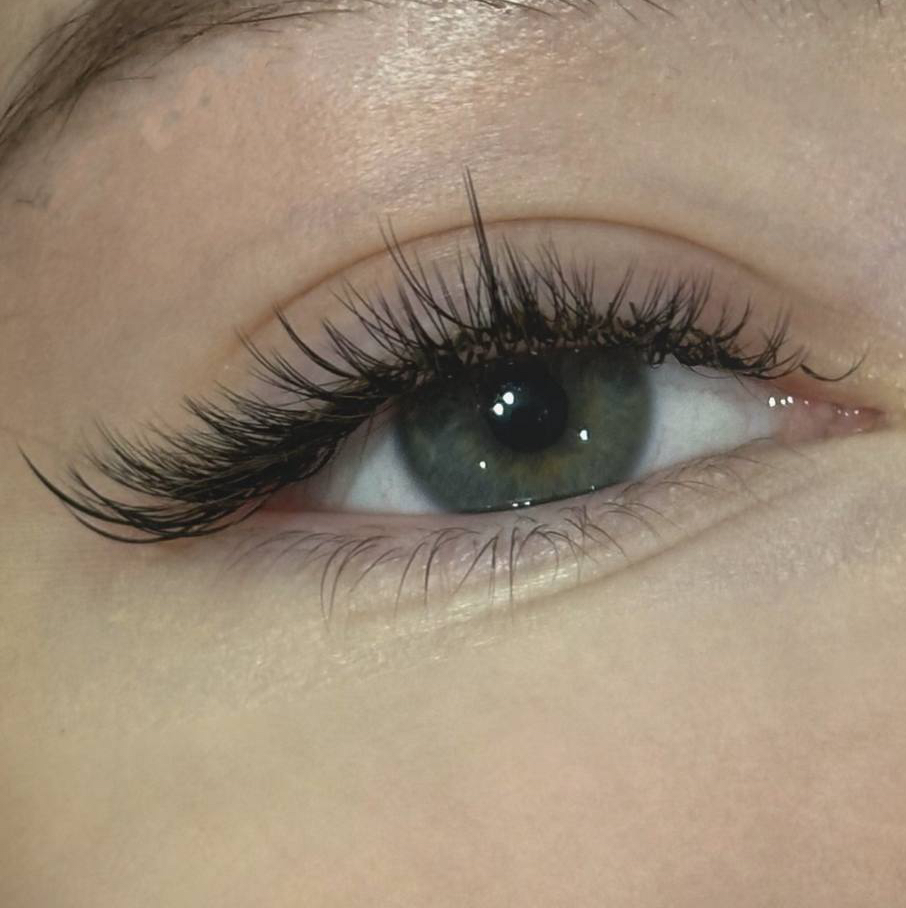 Наращивание ресниц 2 d