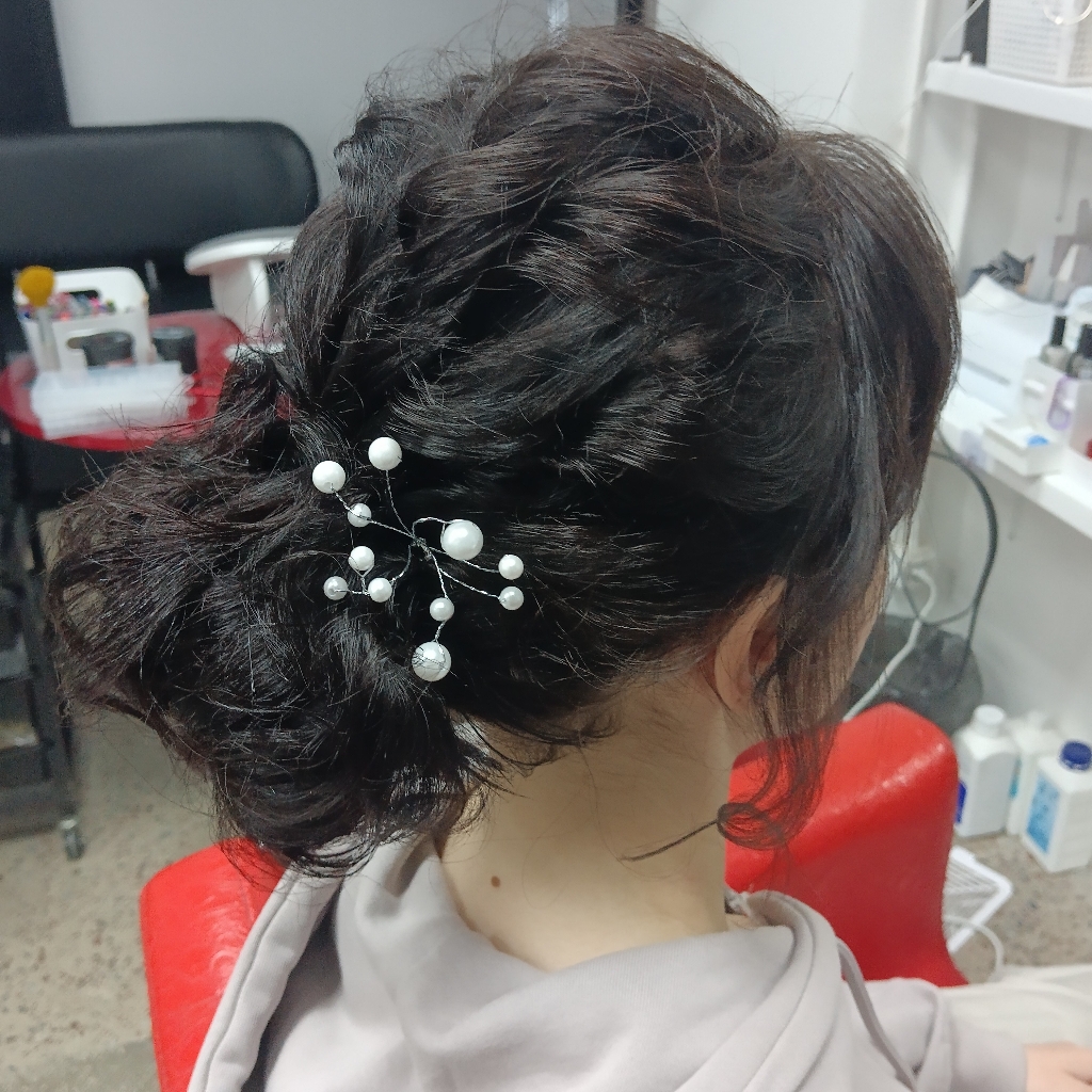 прическа торжественная (свадебная)