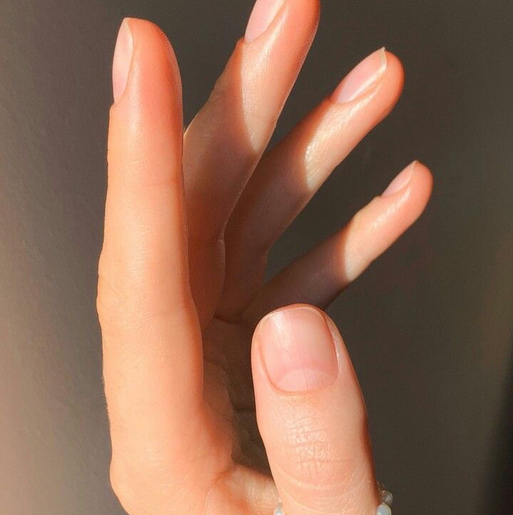 Маникюр без покрытия