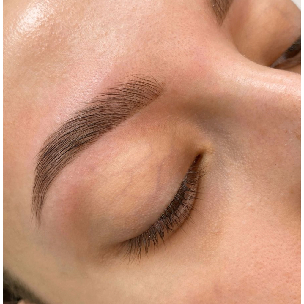 Окрашивание краской +коррекция пинцетом