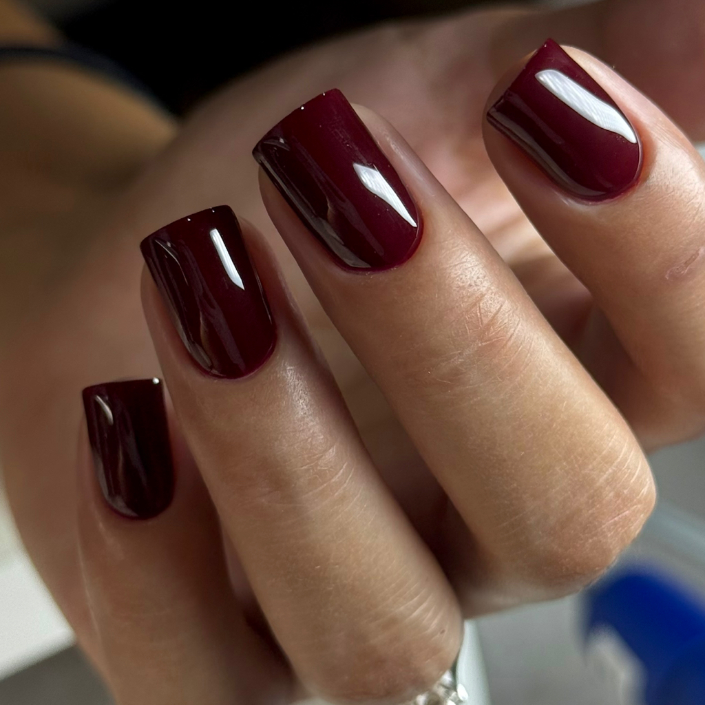 Маникюр с покрытием