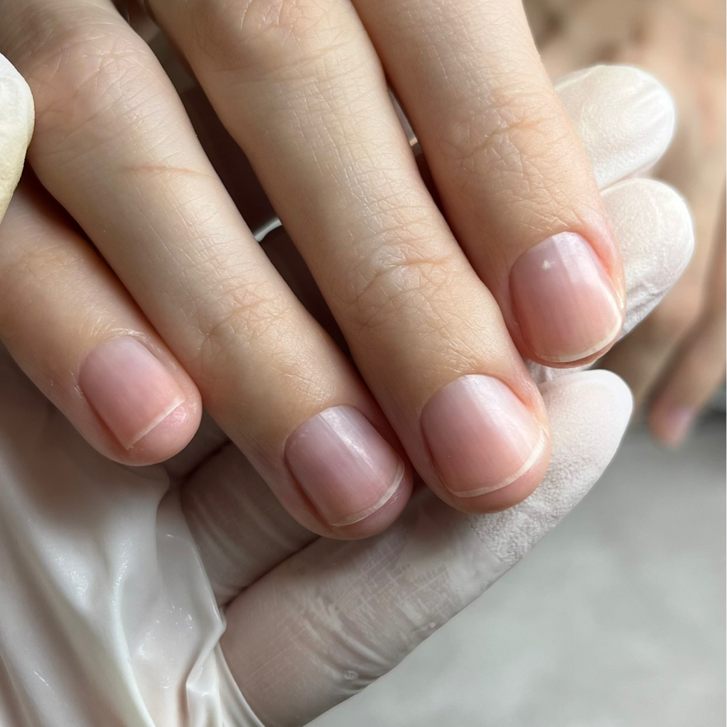 Маникюр без покрытия