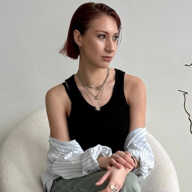 Алина