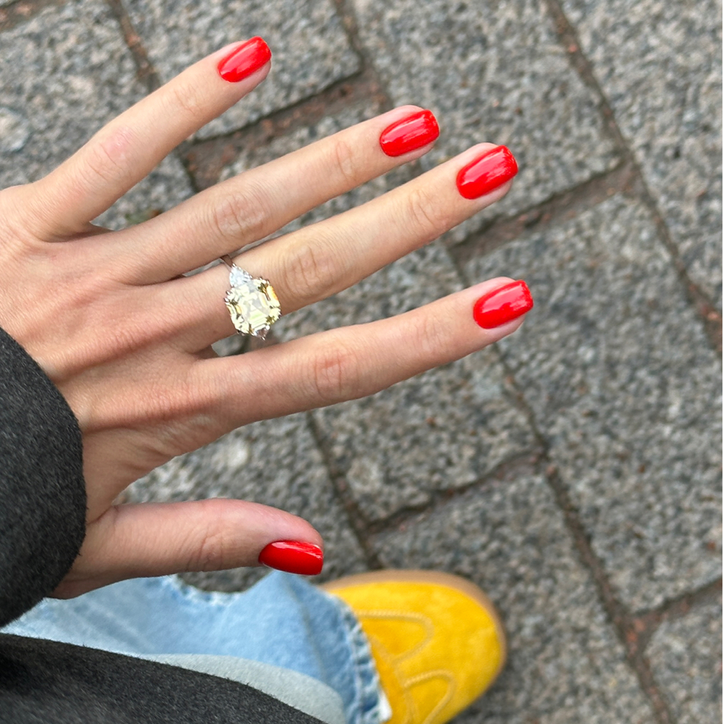 АКЦИЯ♥️ Маникюр с покрытием гель-лак + педикюр без покрытия - 5500₽ вместо 6000₽