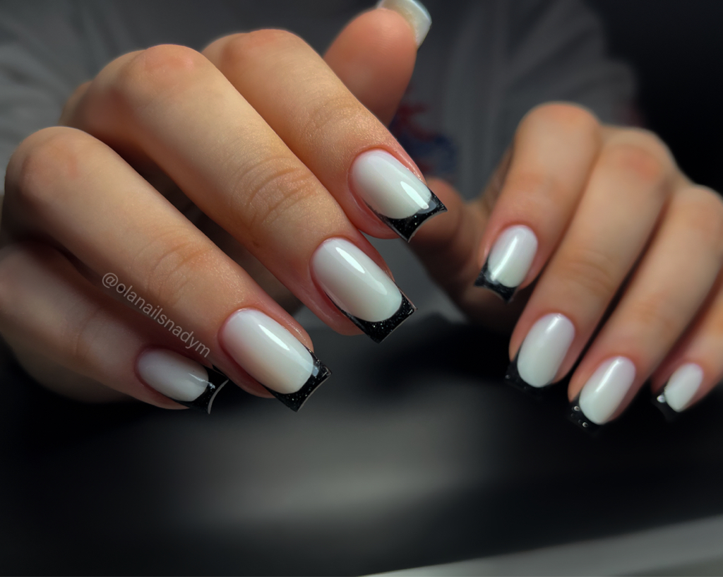 Снятие покрытия + маникюр с покрытием (гель, полигель)+ френч/градиент/роспись