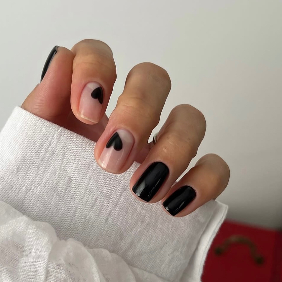 Дизайн средней сложности  (все ногти)