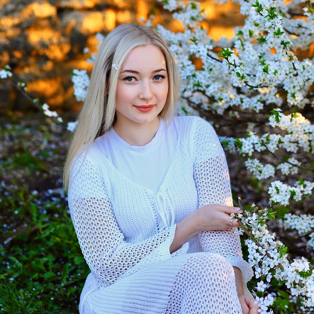 Оборотова Алина