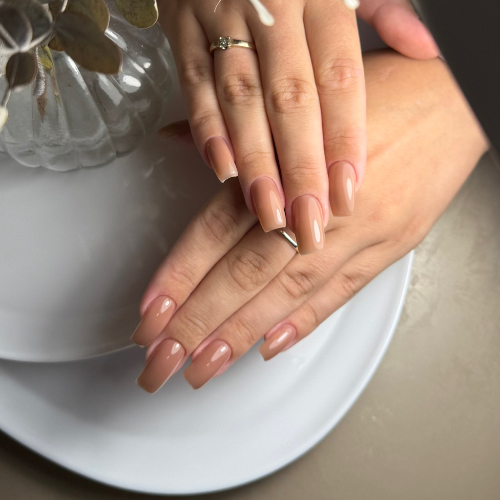 Коррекция ногтей