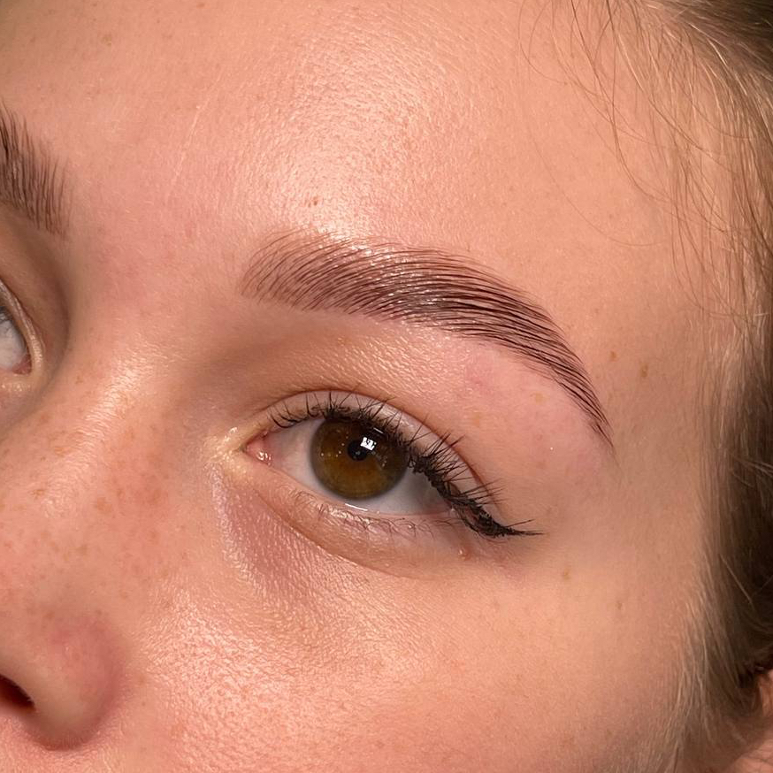 Долговременная укладка с окрашиванием, оформлением