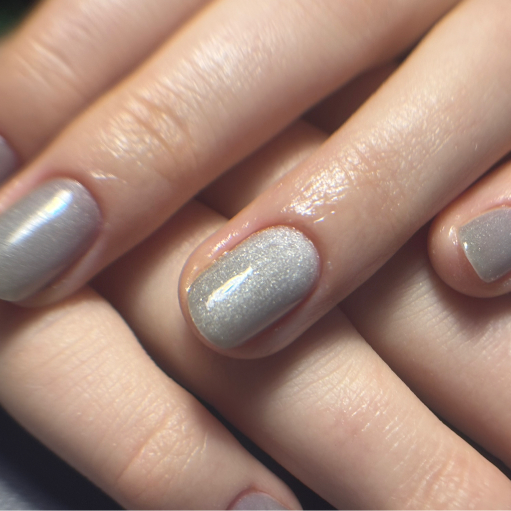 Комплексный маникюр с покрытием гель-лаком