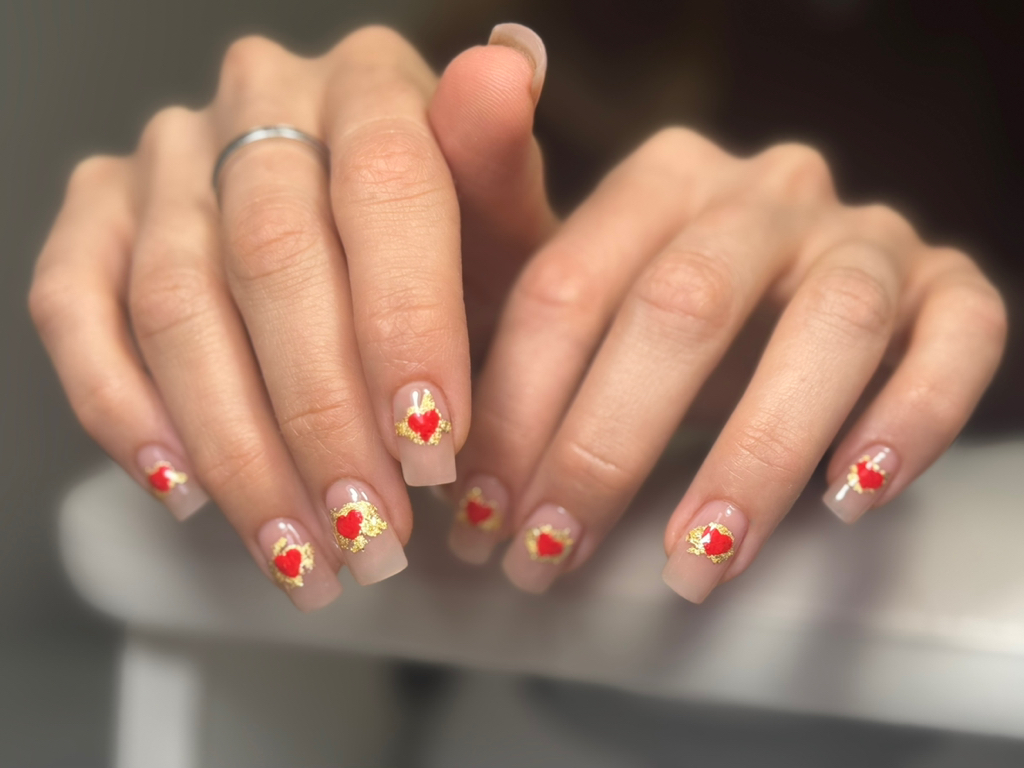 Маникюр с дизайном