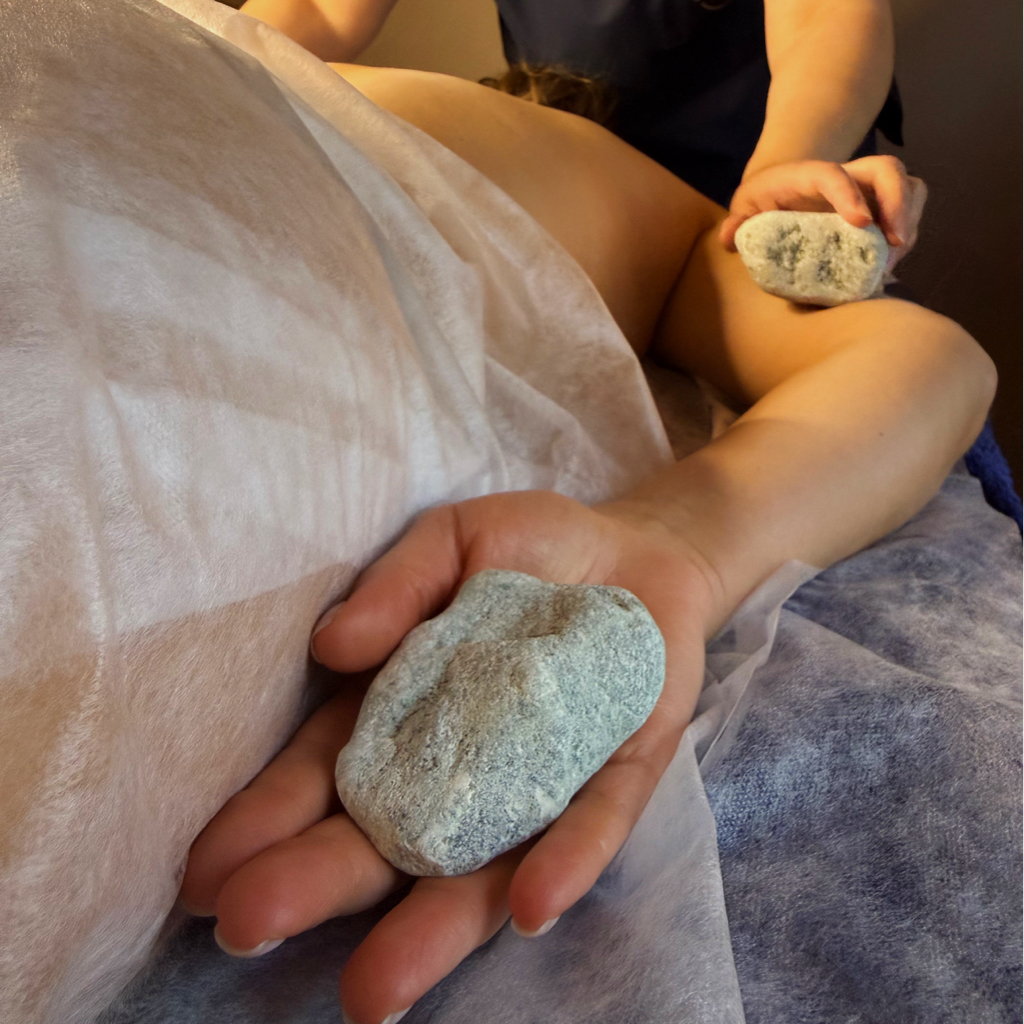 Стоунтерапия (массаж горячими камнями) + ручной массаж