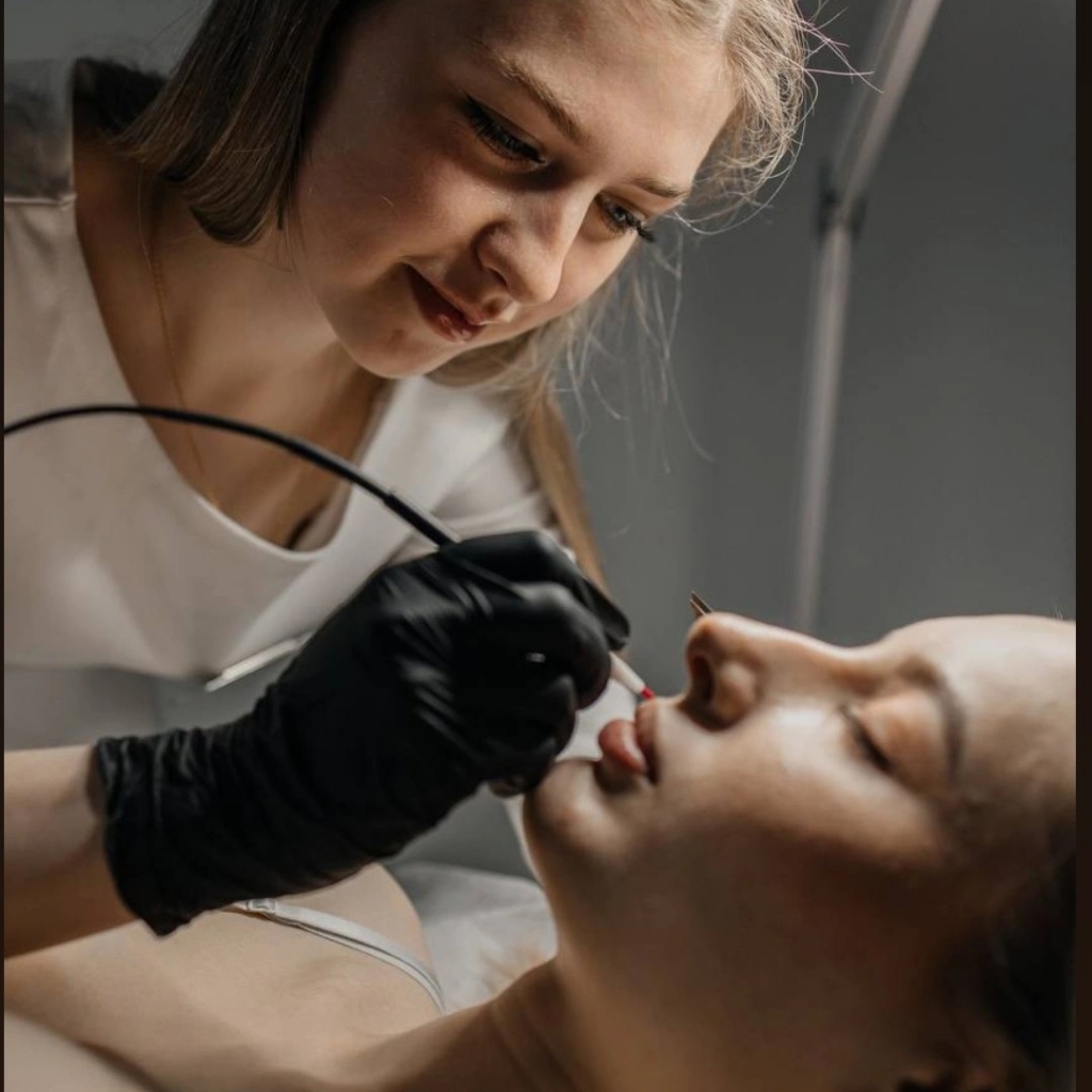 Апилус Электроэпиляция Лицо 45 руб (30 мин)