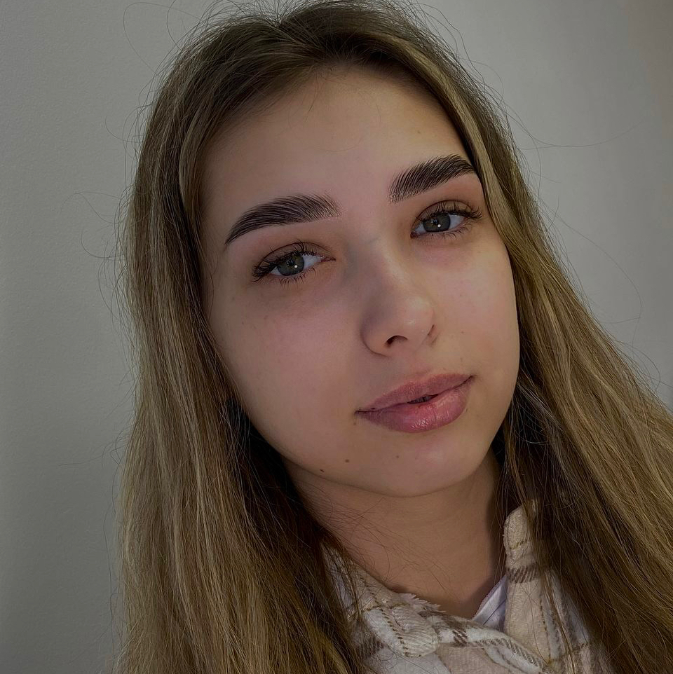 Долговременная укладка (входит окрашивание бровей краской+коррекция+уход для бровей)