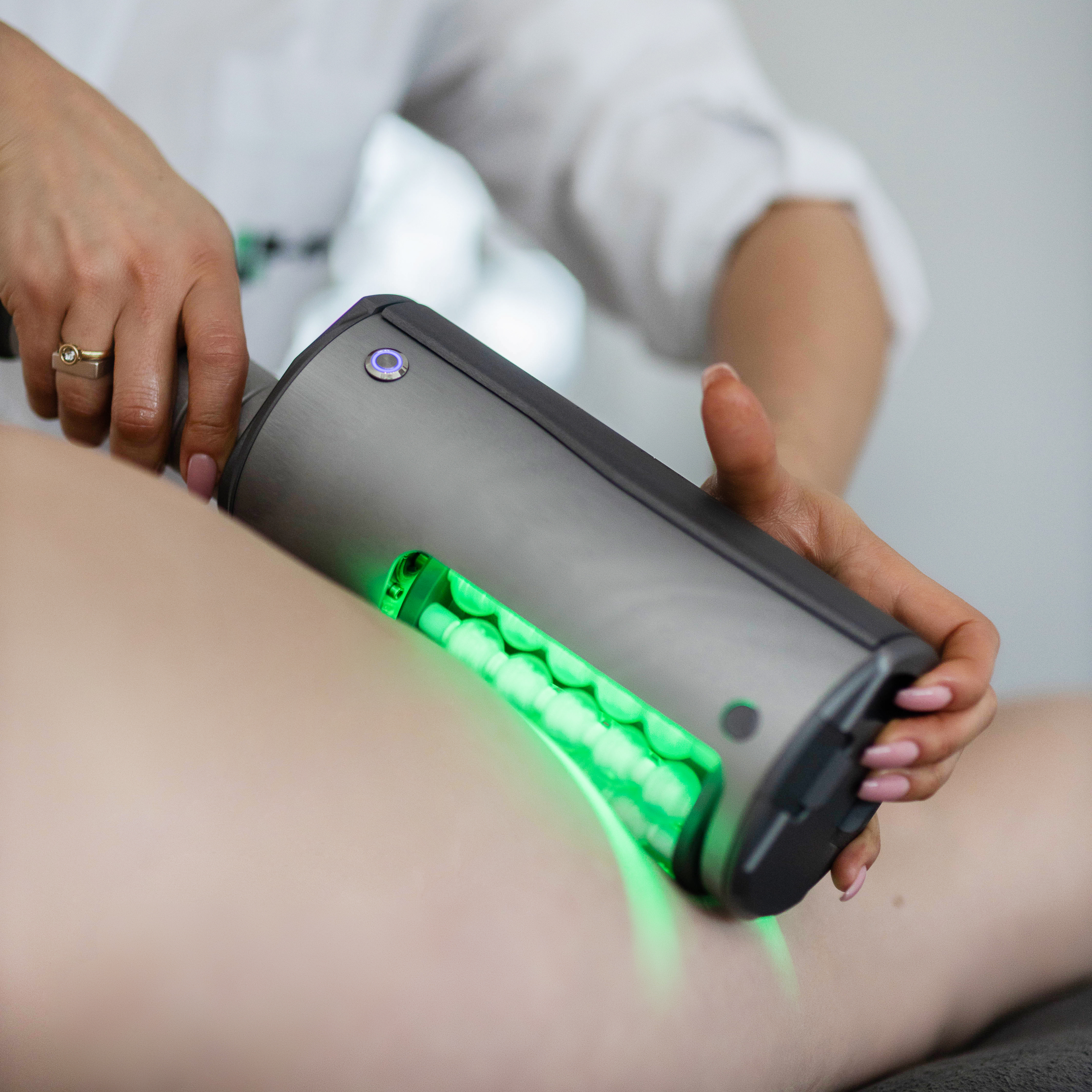 MIX №29: Сфера (45 мин) + Прессотерапия (20 мин)