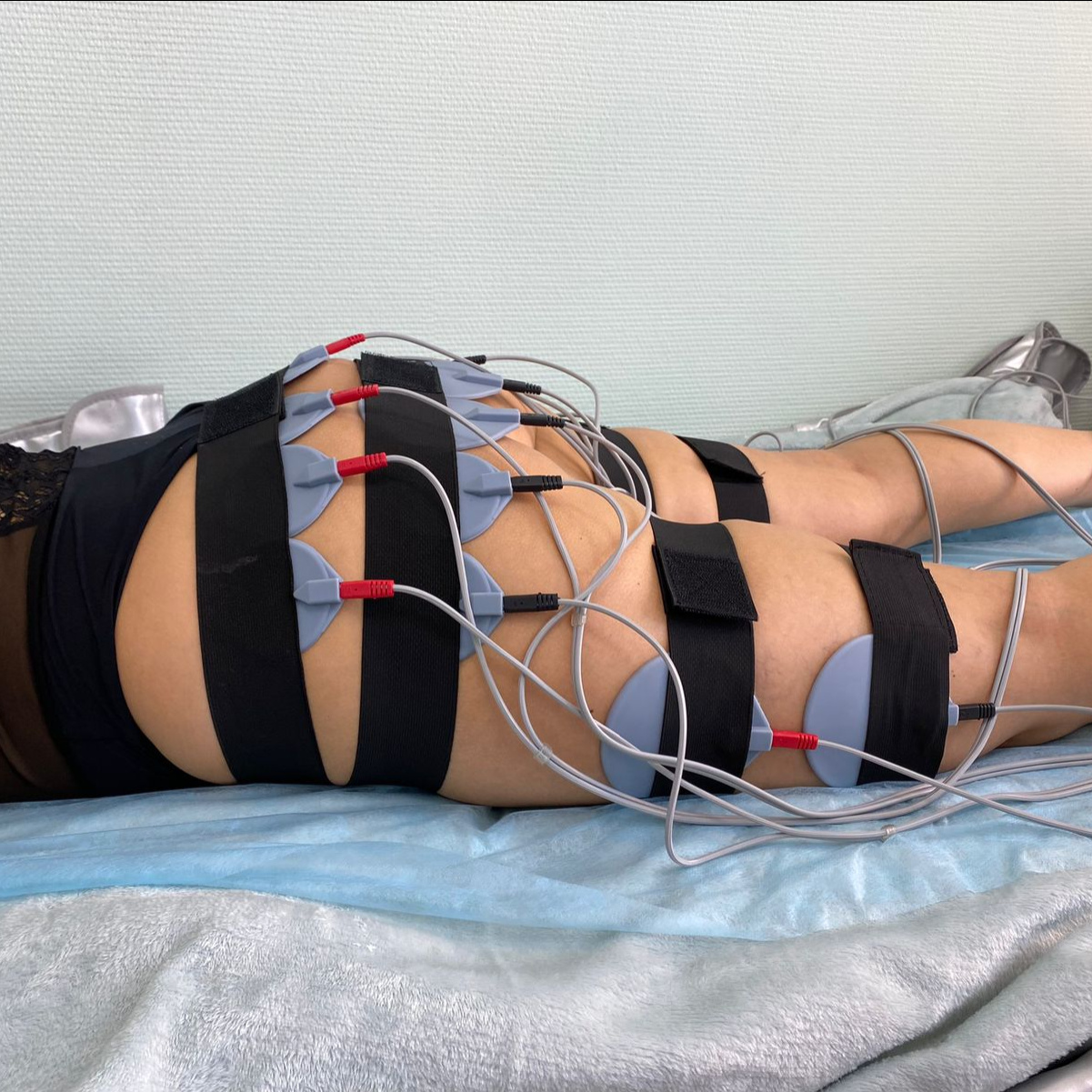 MIX №18: LPG (50 мин) + Прессотерапия (30 мин) + ЭМС (30 мин)