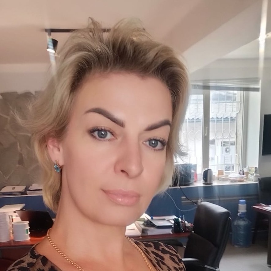 Алена маникюр