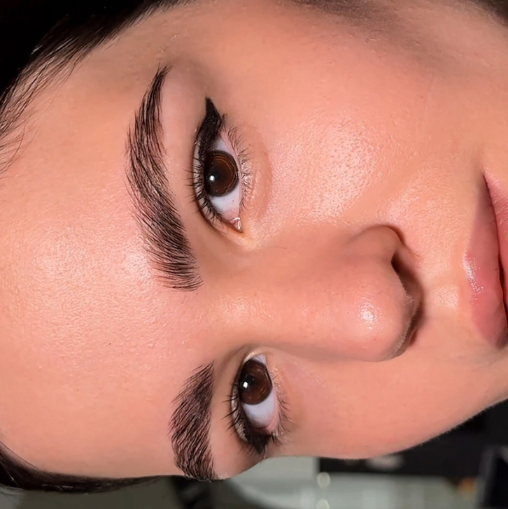 Ламинирование и коррекция бровей