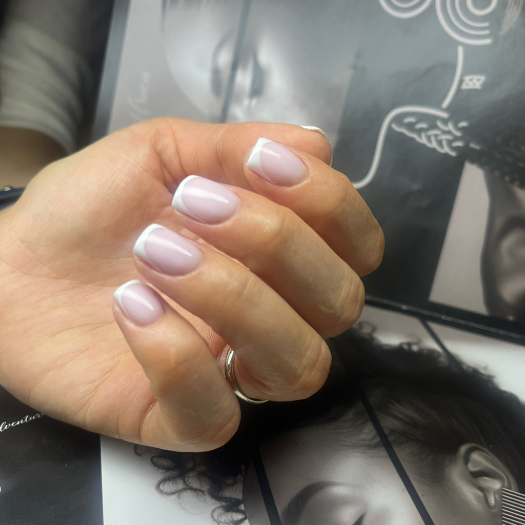 Маникюр с покрытием гель-лак + дизайн