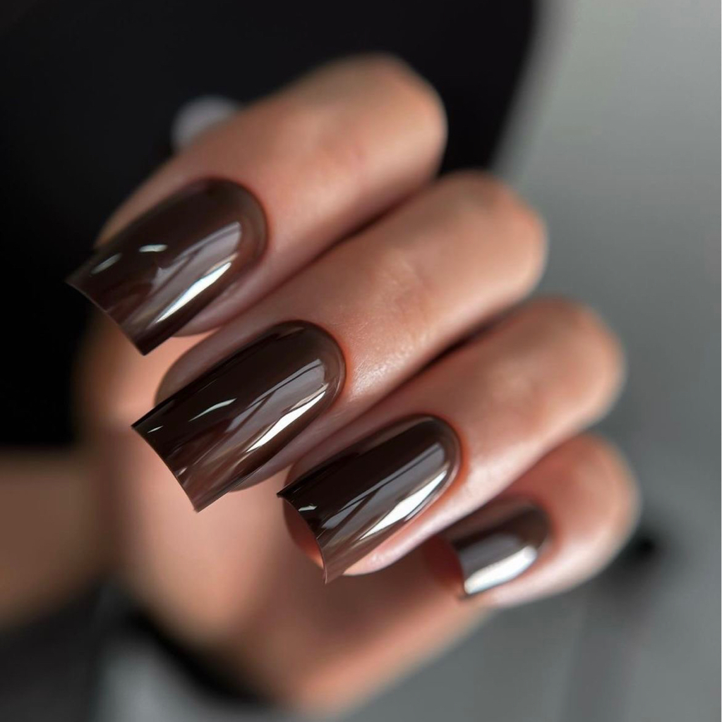 Наращивание ногтей