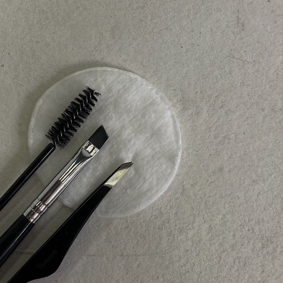 Коррекция + прореживание бровей