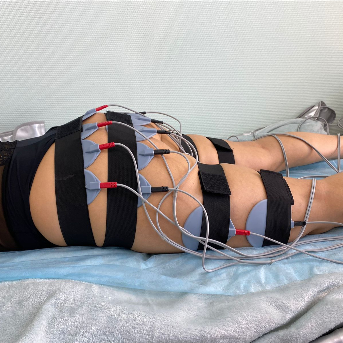 MIX №12: LPG (40 мин) + Прессотерапия (25 мин) + ЭМС (30 мин)