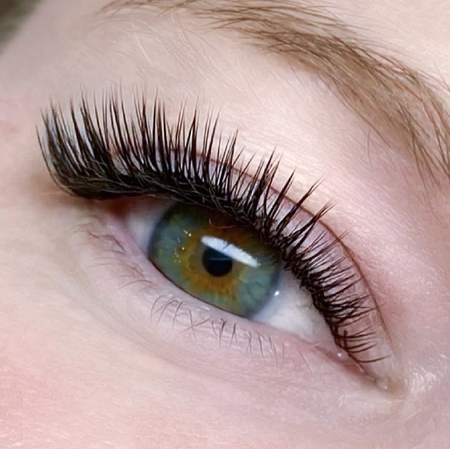 Наращивание ресниц 2D