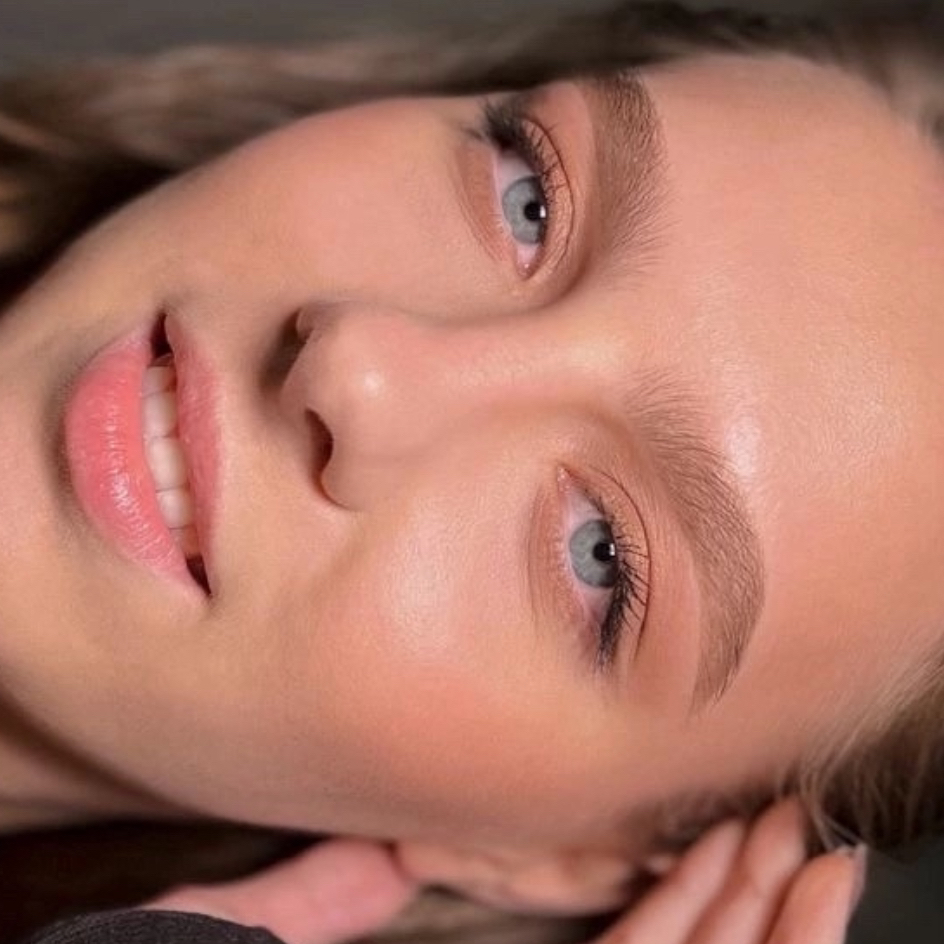 Ламинирование бровей