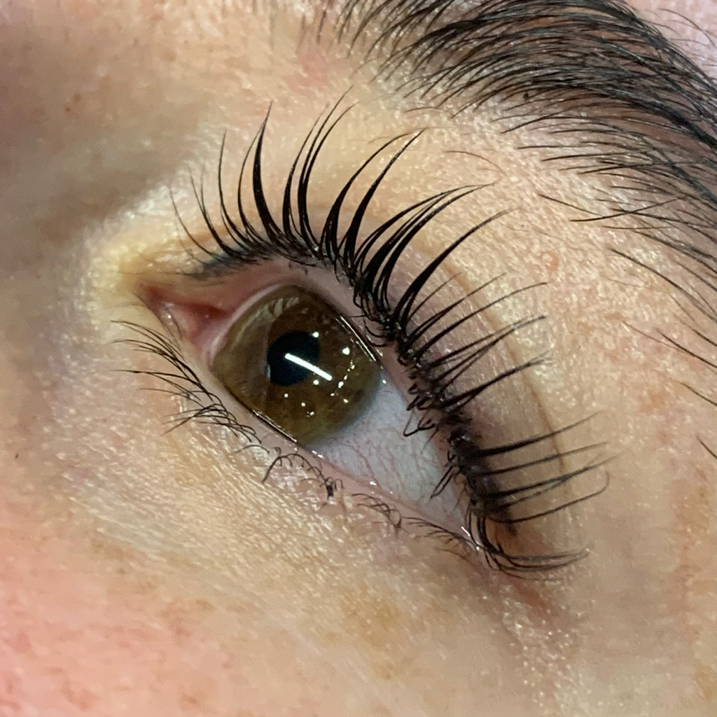 Ламинирование ресниц