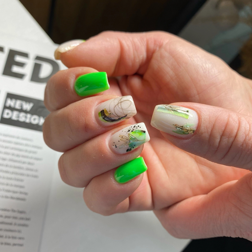 Покрытие с дизайном (2-4 ногтя) и укреплением гелем