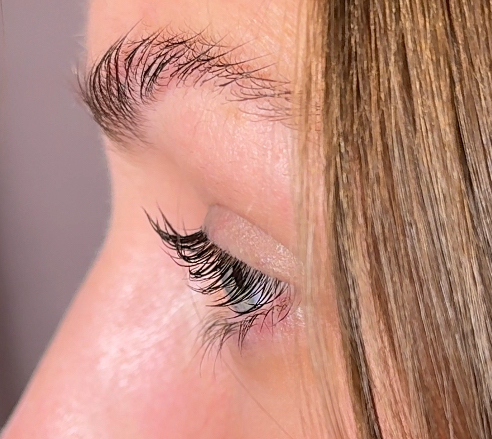 Окрашивание ресниц