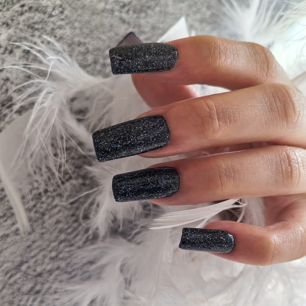 Наращивание ногтей