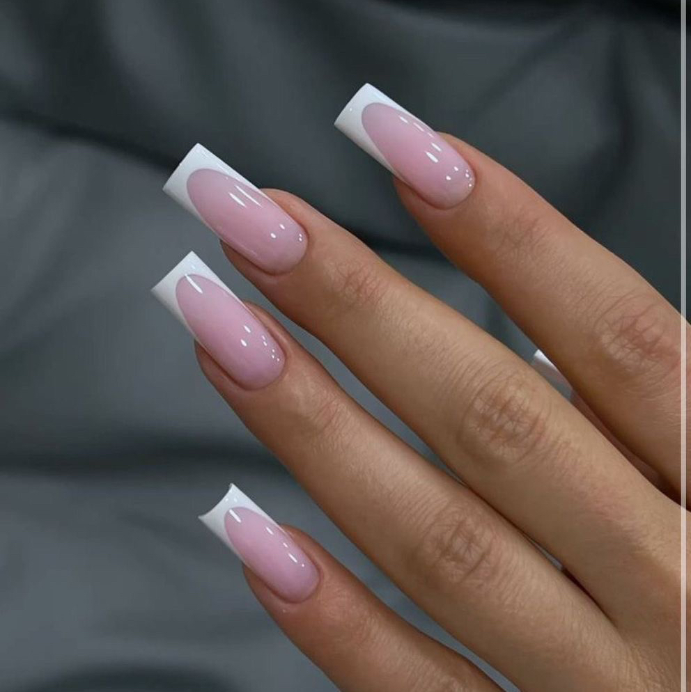 Наращивание ногтей