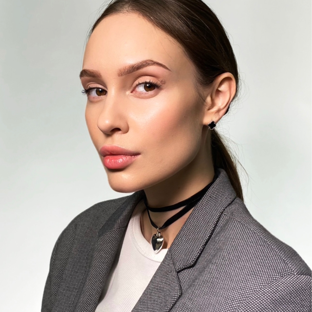 Окрашивание бровей (окрашивание без коррекции)