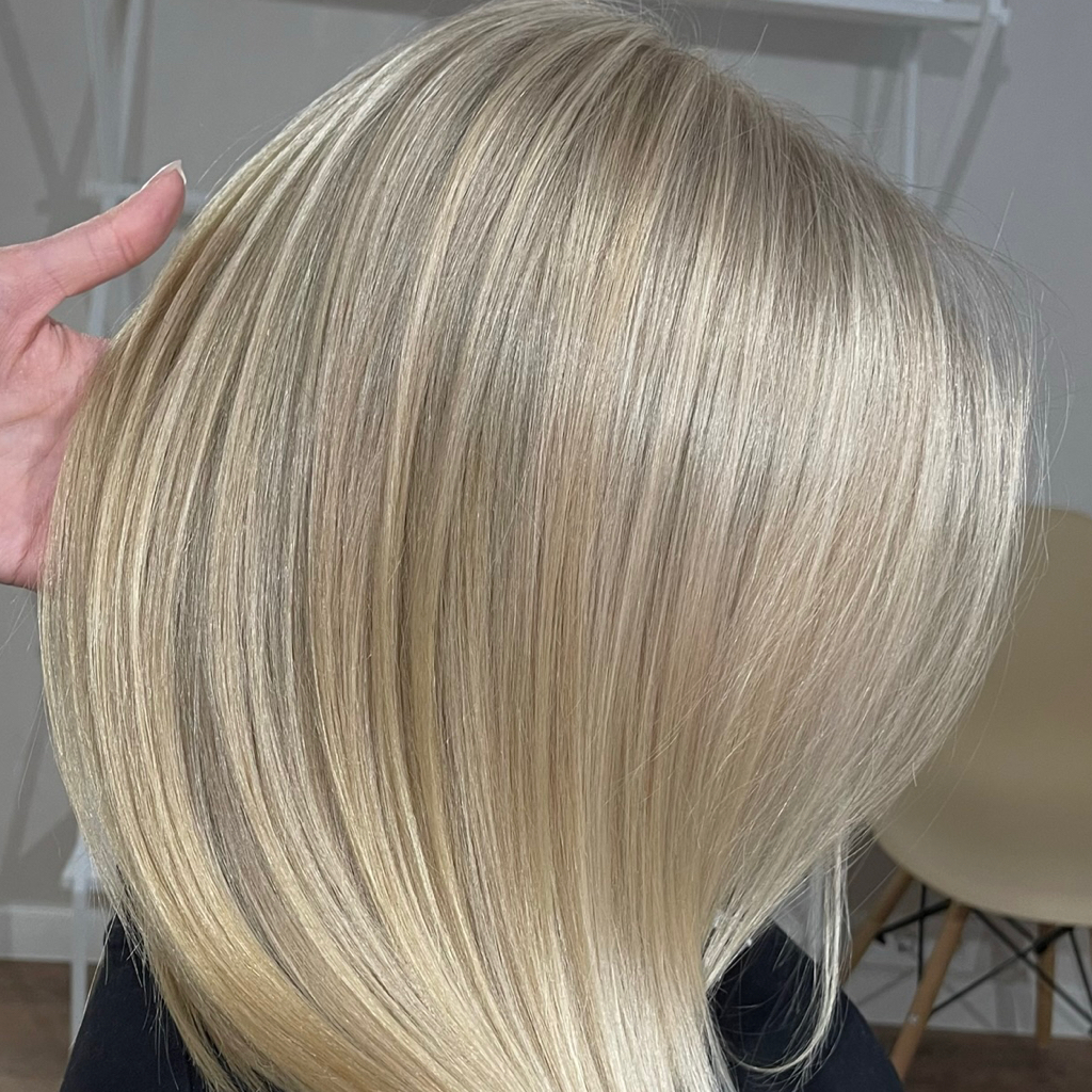 Молекулярное восстановление ДЛИНА ДО ПЛЕЧ или НЕГУСТЫЕ ТОНКИЕ