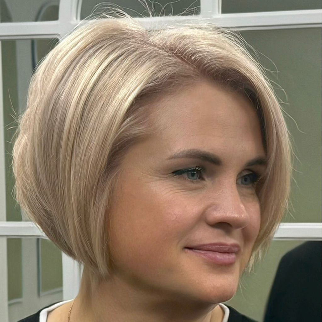 Осветление корней красителем до 2 см, без тонирования корней и длины