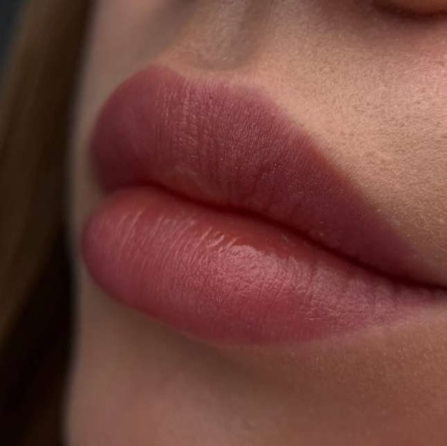 Коррекция перманентного макияжа (через месяц)