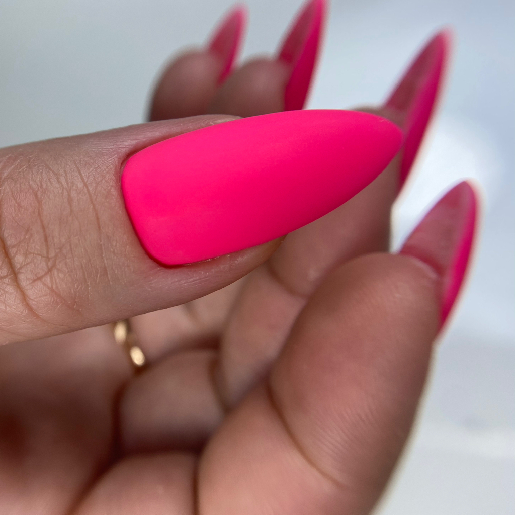 Наращивание ногтей