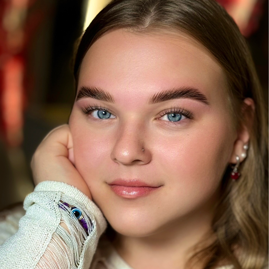 КОМПЛЕКС 2  Ламинирование ресниц (окрашивание и ботокс в подарок) + Долговременная укладка бровей с окрашиванием и коррекцией