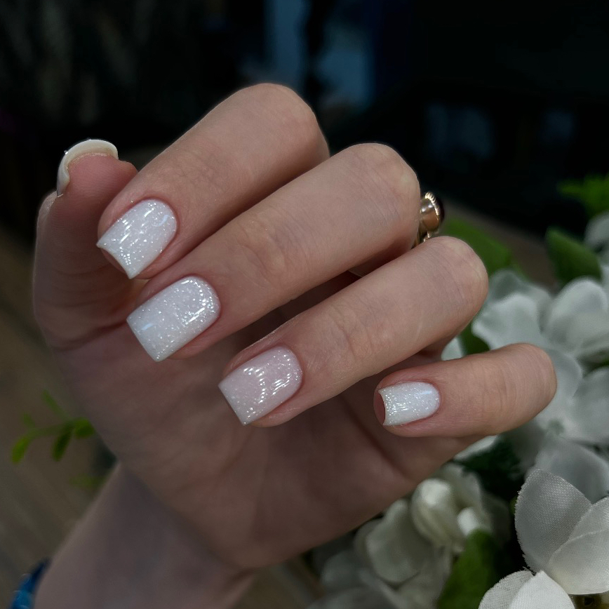 Маникюр с укреплением