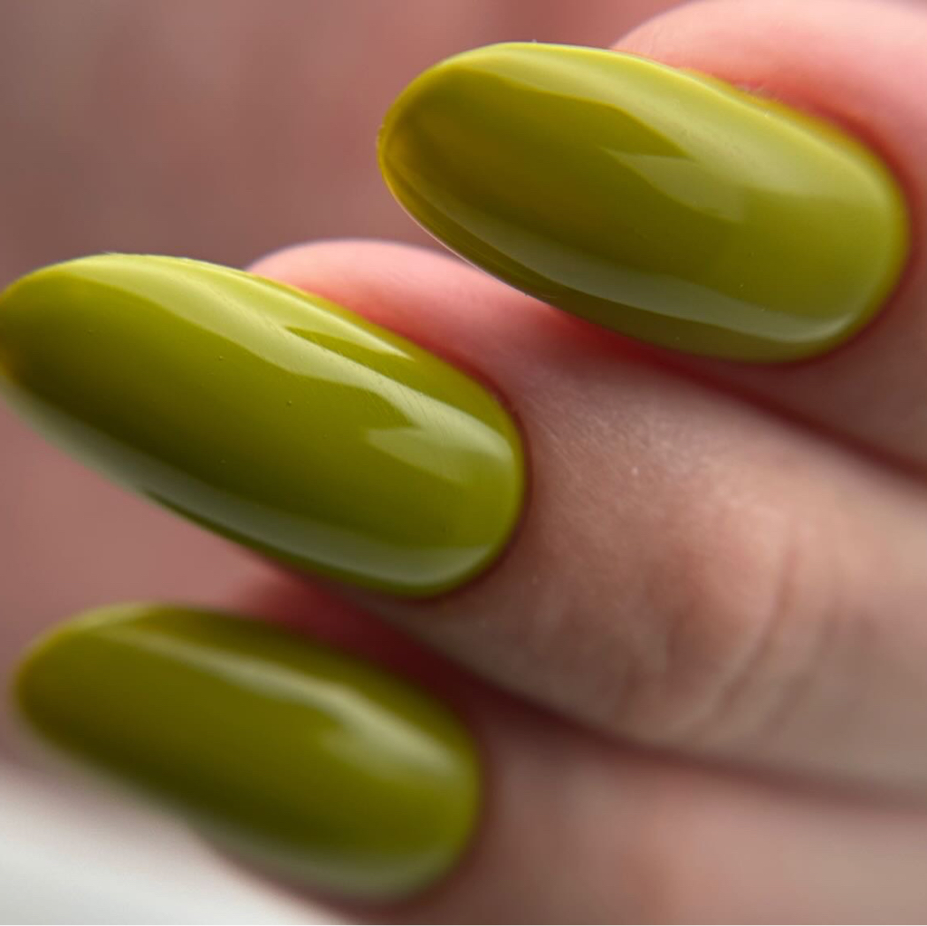 Маникюр+однотонное покрытие гель лак