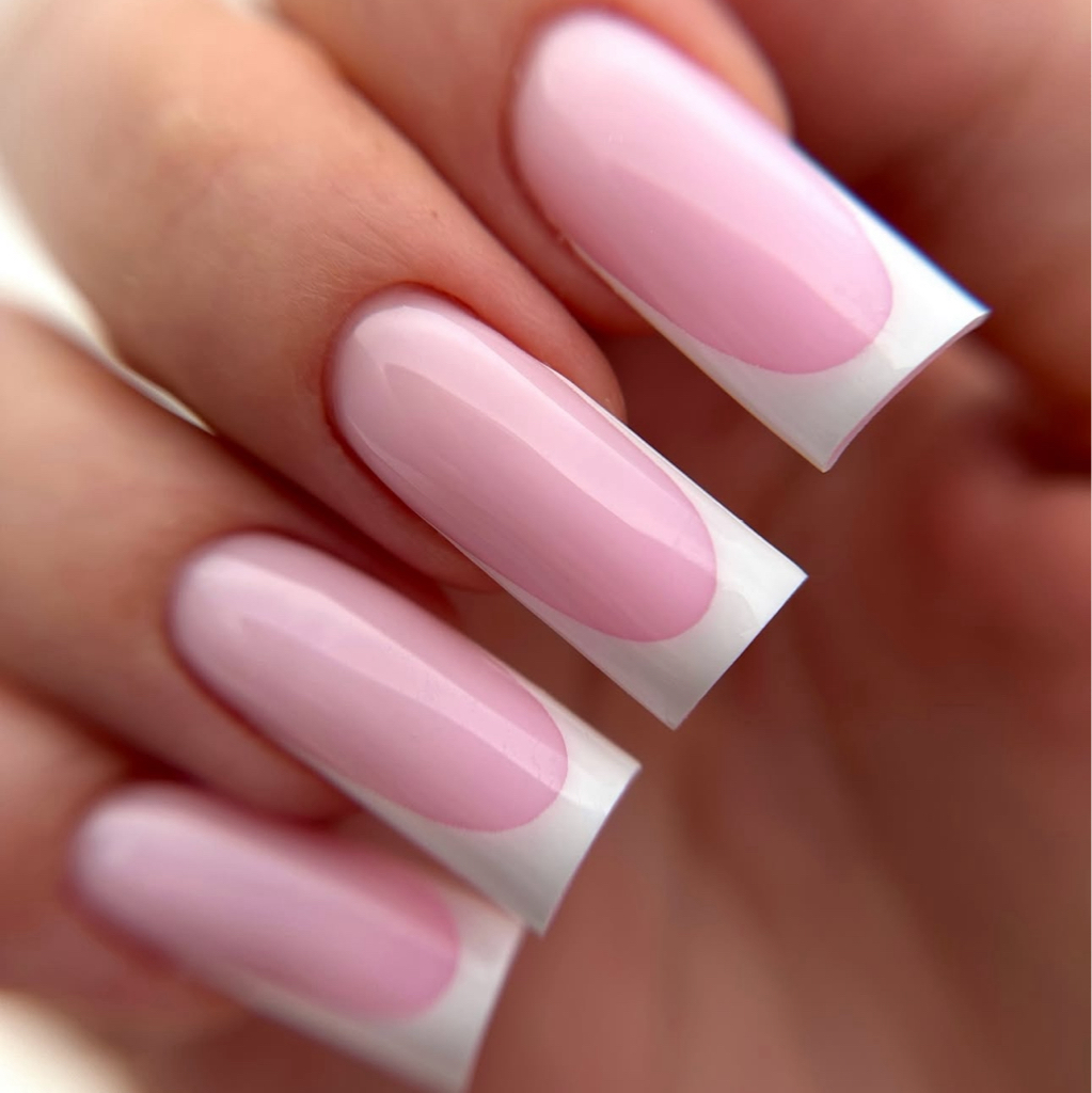 Наращивание ногтей