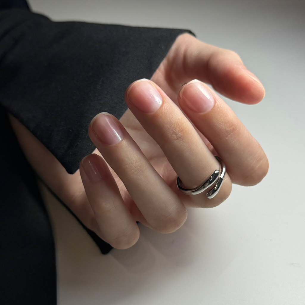 Маникюр без покрытия с восстанавливающей услугой IBX