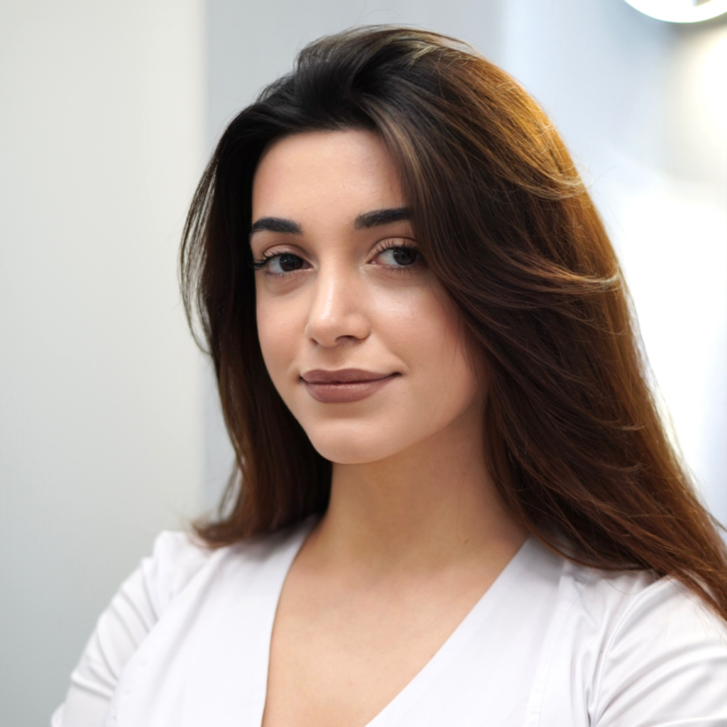 Мнацаканян Кристина