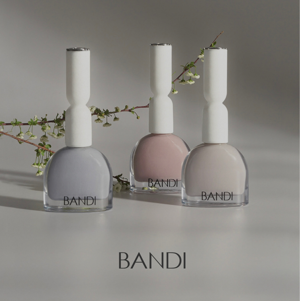 Педикюр - Smart и обработка пальчиков с покрытием лаковой системой Ultra Nature. Носка до 1 месяца